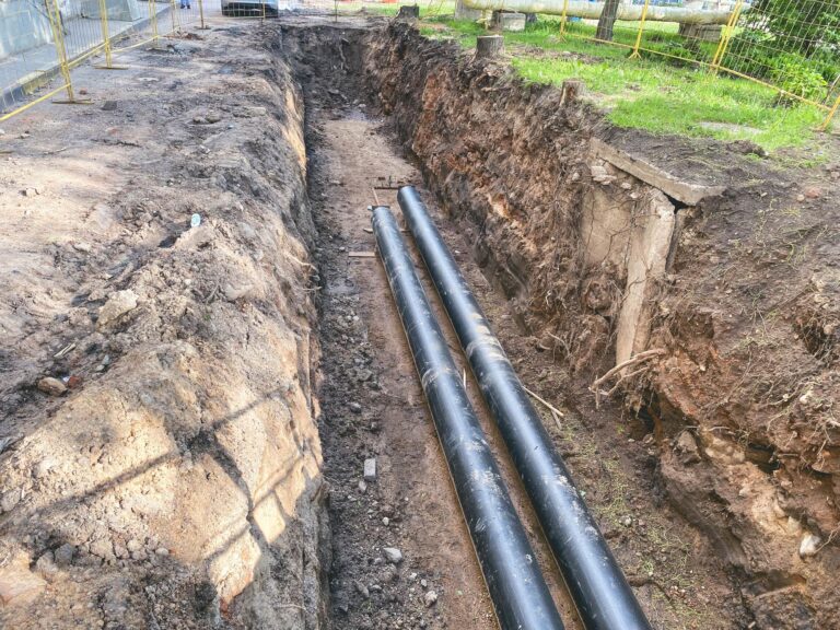 CR Plumbing: Trench Pipe Digging Services