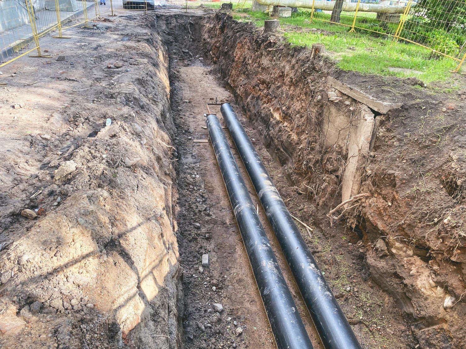 CR Plumbing: Trench Pipe Digging Services