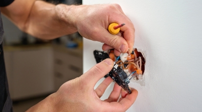 electrical outlet installation & wiring